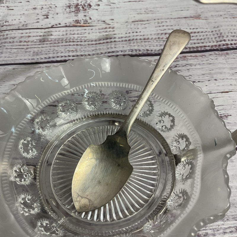 VTG Davidson Press Glass Blackberry Prunt 5" Bowl W/ Silver Plated Stand & Spoon