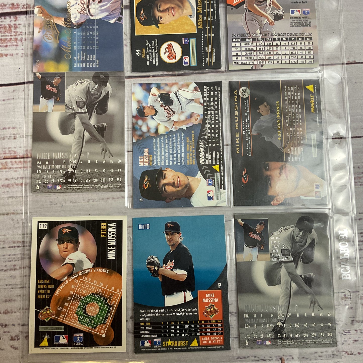 Set of 10 MIKE MUSSINA Baseball Cards- Pinnacle, Fleer, Donruss