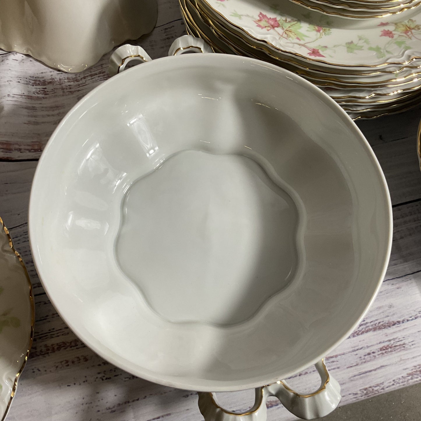 VTG. HUTSCHENREUTHER Germany "Maple Leaf" Scalloped Dish Set- 47 Pieces