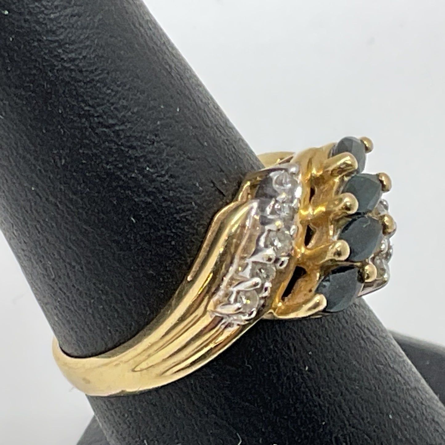 14K Yellow Gold Diamond & Sapphire SZ 6 Ring- 4.17g
