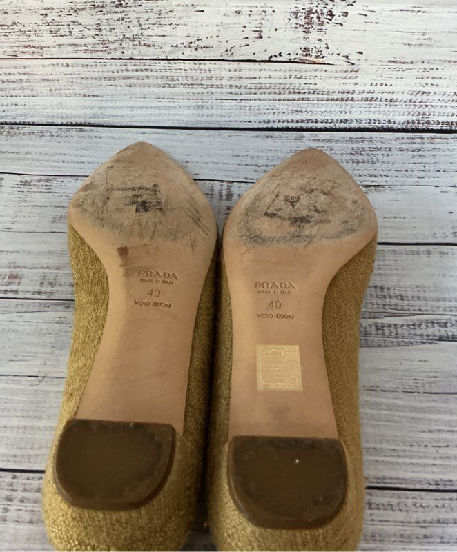 Women's Prada Beige Fabric Floral Design Flat Size 40/US 9