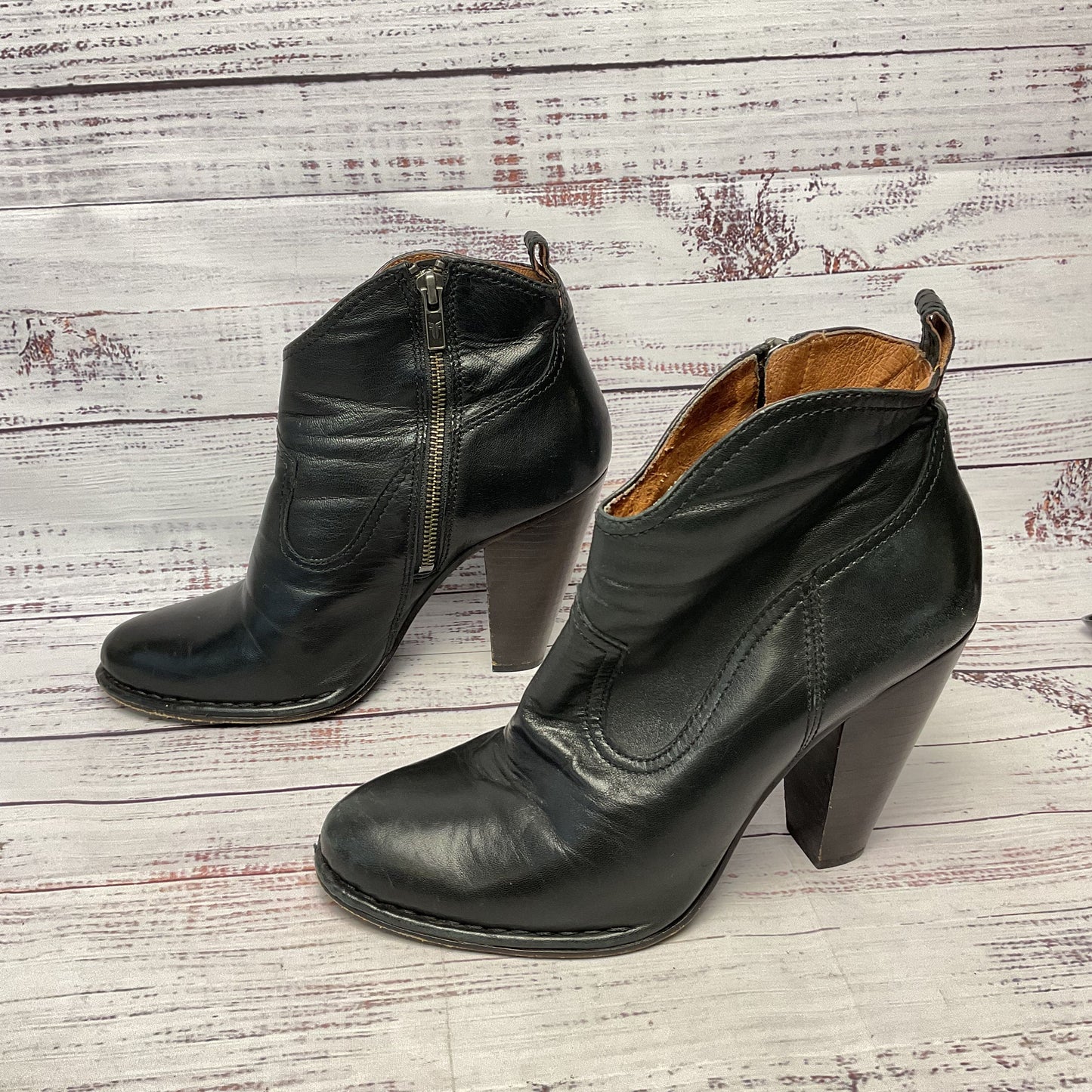 Frye Madeline Black Heel Short Boot Booties Side Zip Women Size 9