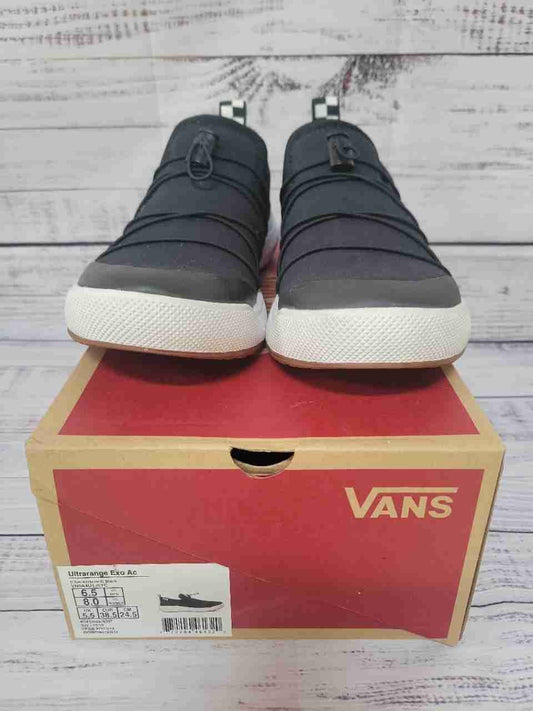 NWB VANS Ultrarange Exo Ac Black Sneaker Size 6.5