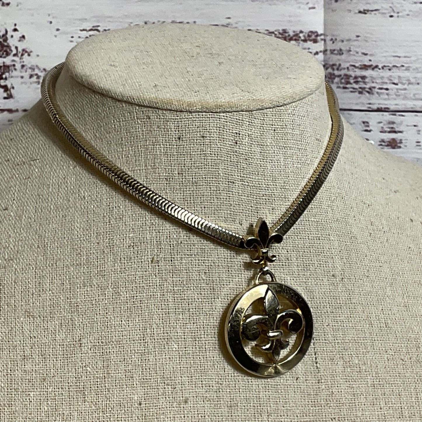 MONET Light Gold Tone Fleur Choker Chain 16" Necklace