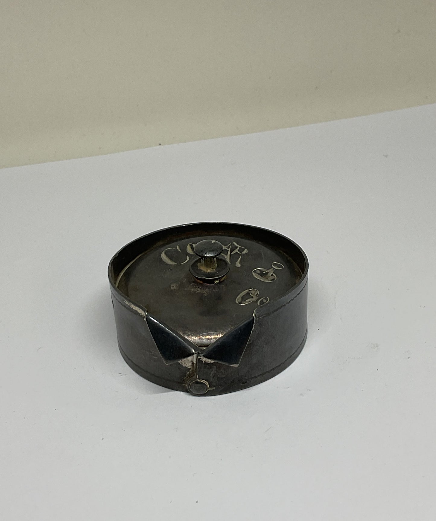 Antique Pairpoint Mfg Bedford Silver Quadruple Plate Collar Button Trinket Box