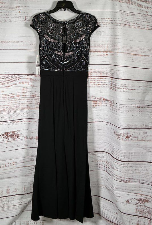 NWT Women's Aidan Mattox Black Gown with Beaded Bodice Size 2 Retail $440