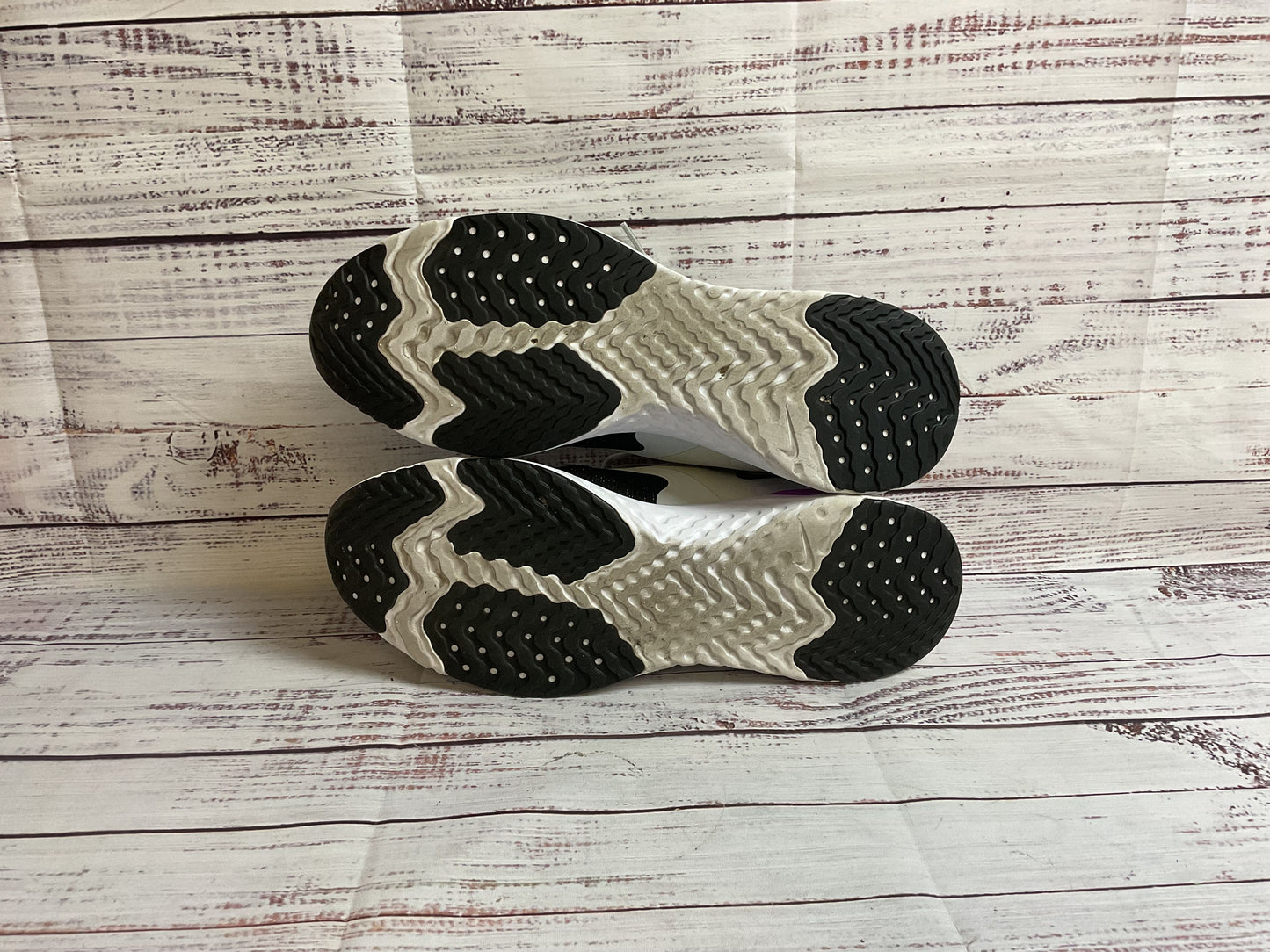 Nike Odyssey React 2 Flyknit White Athletic Shoe Men 10.5