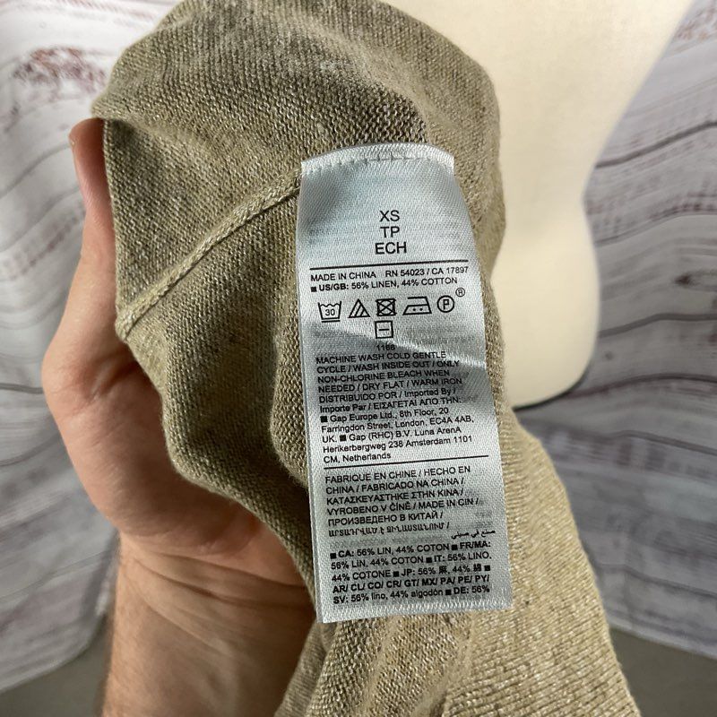 NWT Banana Republic Beige Open Wide Collar Polo Shirt - Size XS