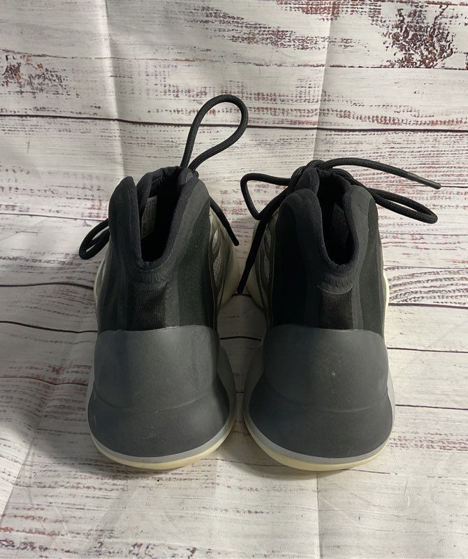 Men's Adidas Yeezy Quantum Barium Size 6 H68771