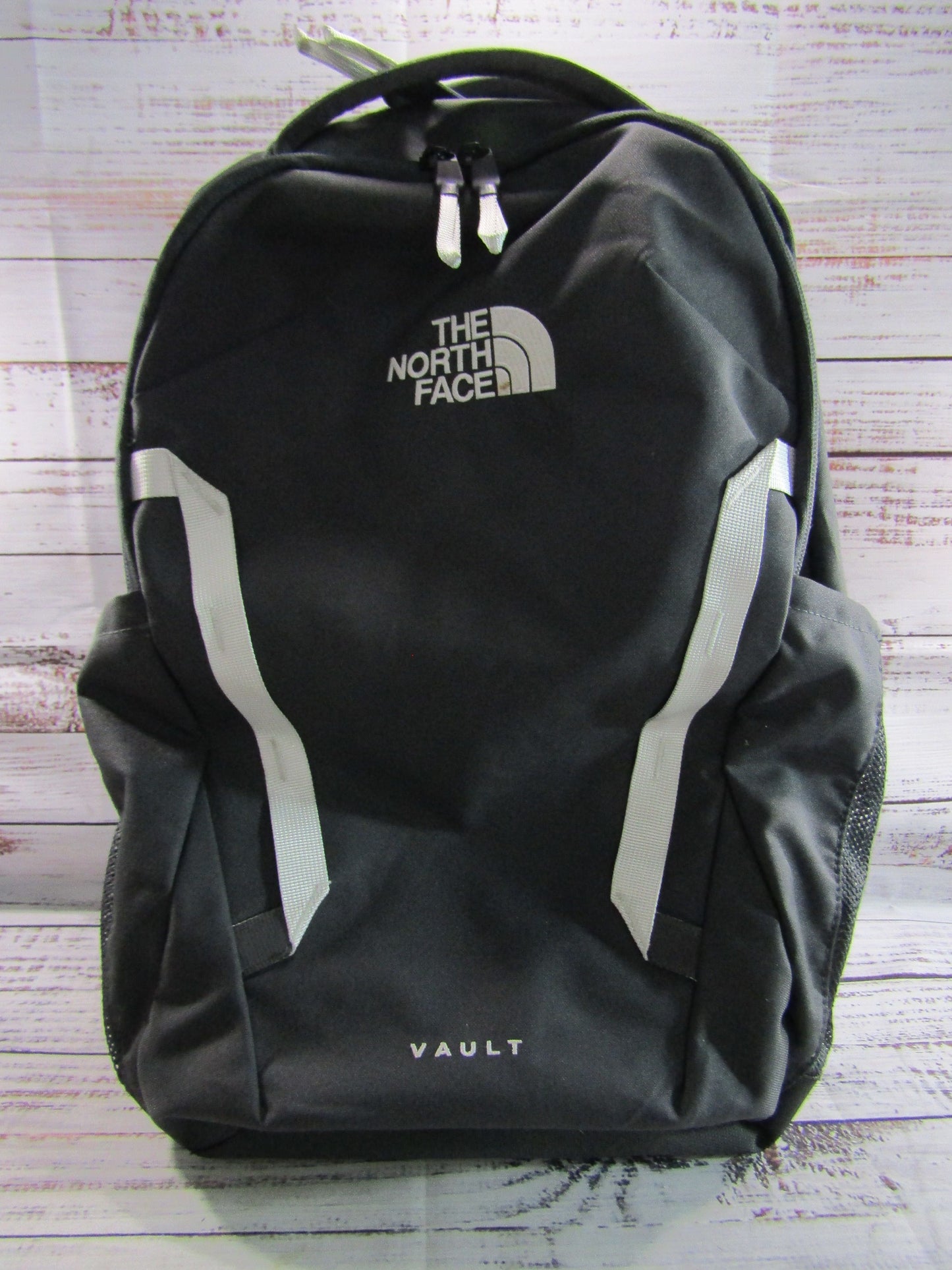 The North Face Vault Gray Backpack NF0A3VY2