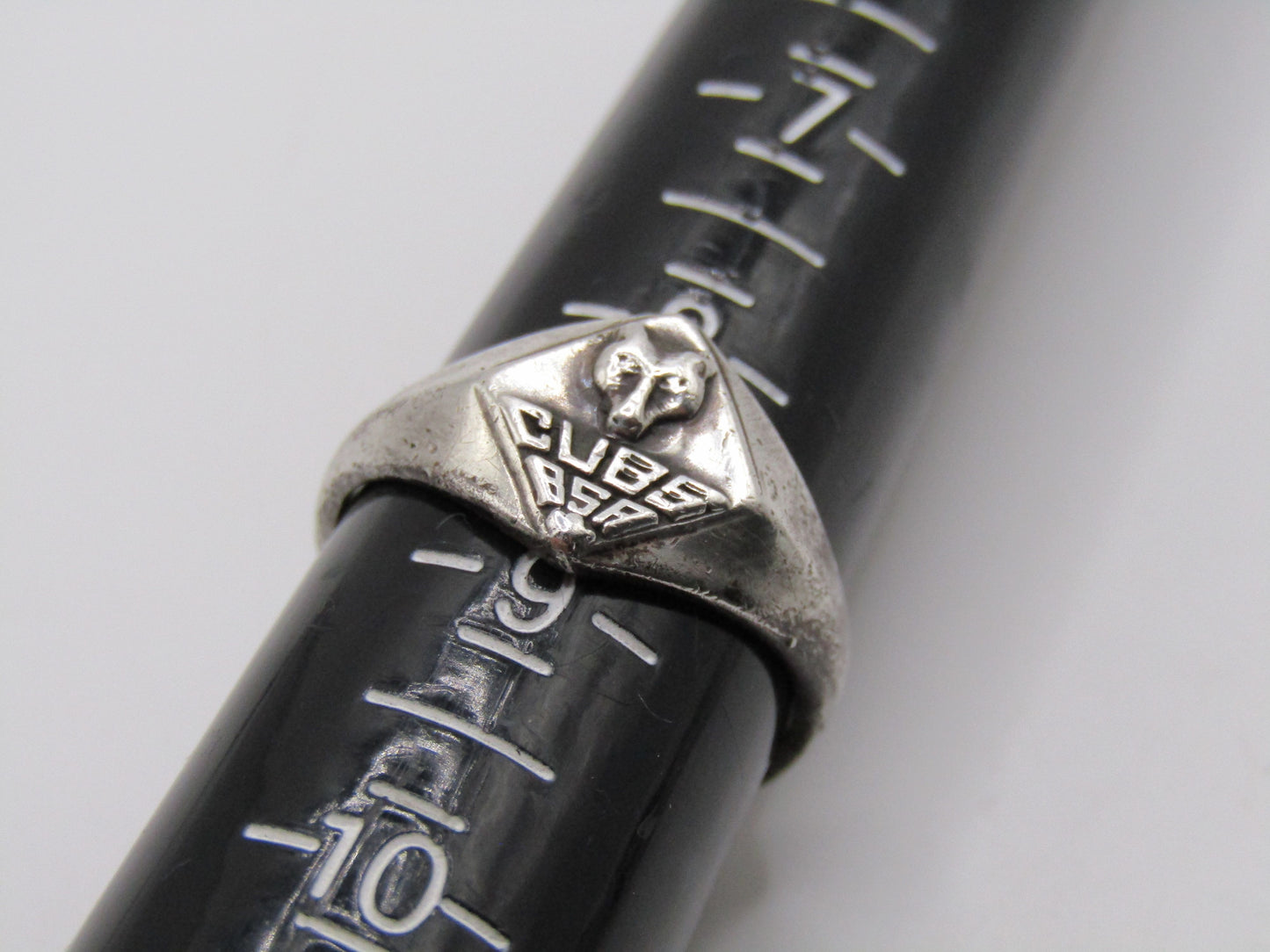 Vintage Boy Scouts of America Wolf Head Emblem Ring Size 8.5