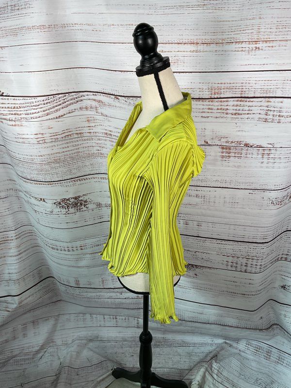 MNG By MANGO Women's Lime Button Up Shirred Long Sleeve Shirt Size 4