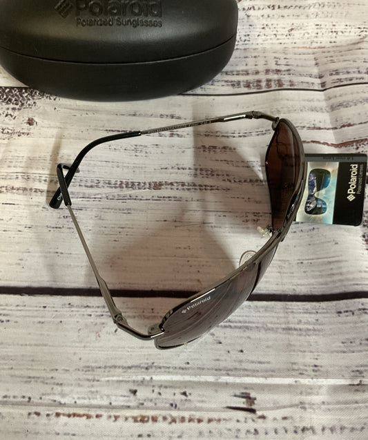POLAROID PD18M1133A 10467 Filter Cat. 3 Sunglasses with Case