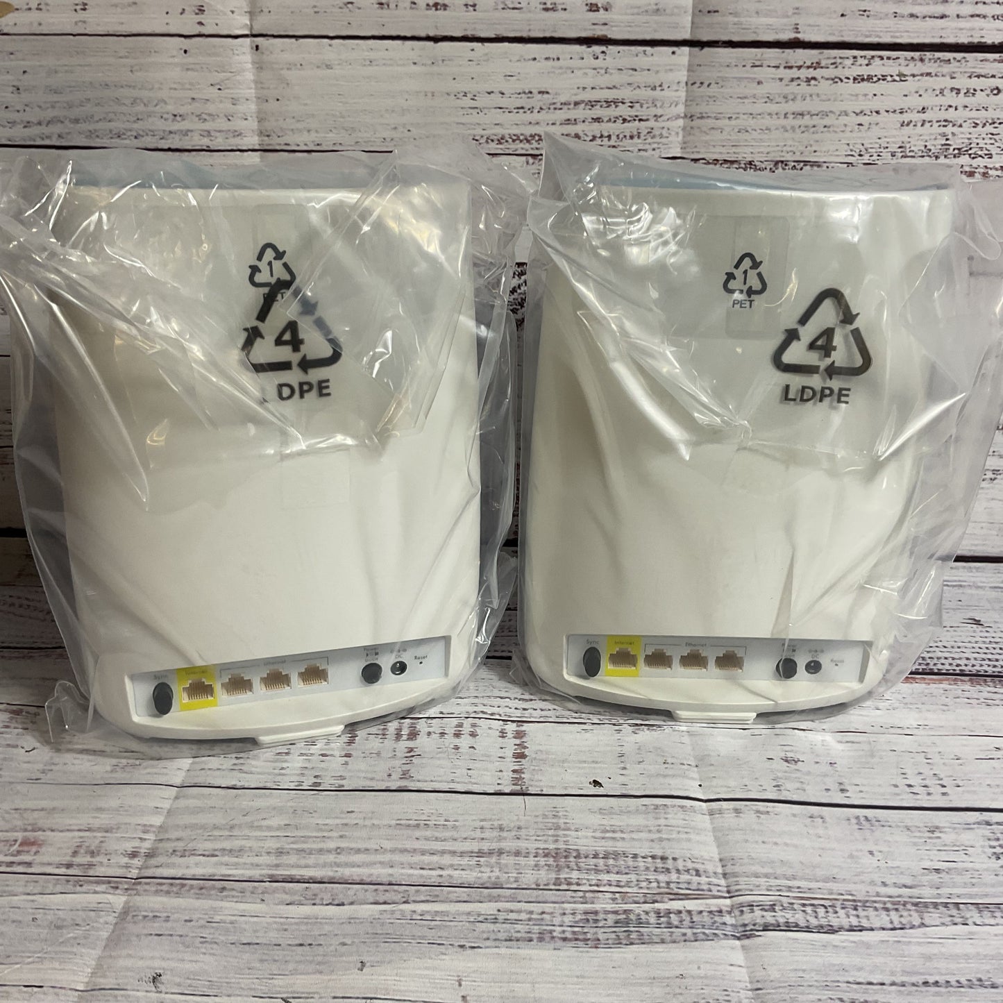 NOB NETGEAR ORBI09 RBK50-100NAR Orbi Home Mesh WiFi 2 Pack System