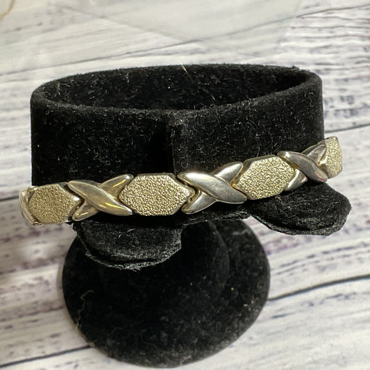 Sterling Silver Polished and Frosted X Link 7.5" Bracelet- 16.93g