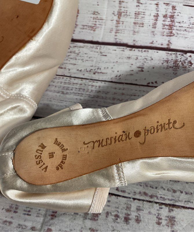 Russian Pointe Brava Pointe Shoe Pink Satin Ballet Size 41 w2 v2 MHF