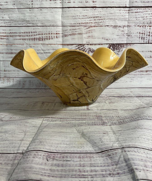 Home Decor Phillis Glass Scalloped Shell Bowl Ruffled Beige/ Brown 11"
