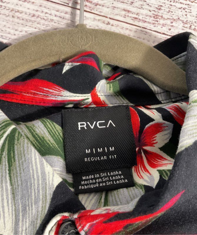 RVCA Men's Hawaiian Regular Fit Button Down Shirt Size M Black Red Green