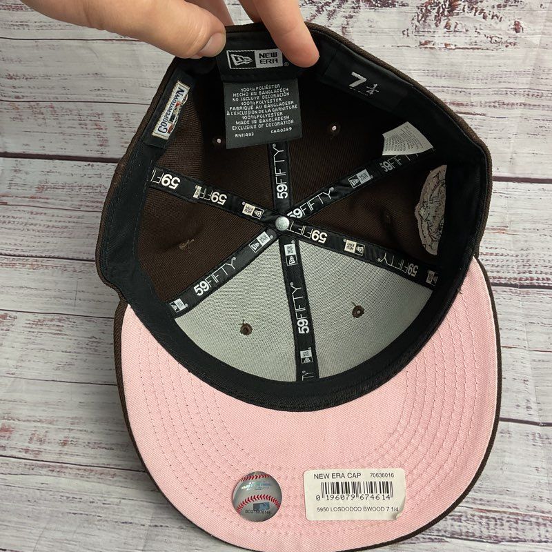 New Era LA Dodgers Cooperstown Collection Brown/Pink Fitted Cap Hat - Size 7 1/4