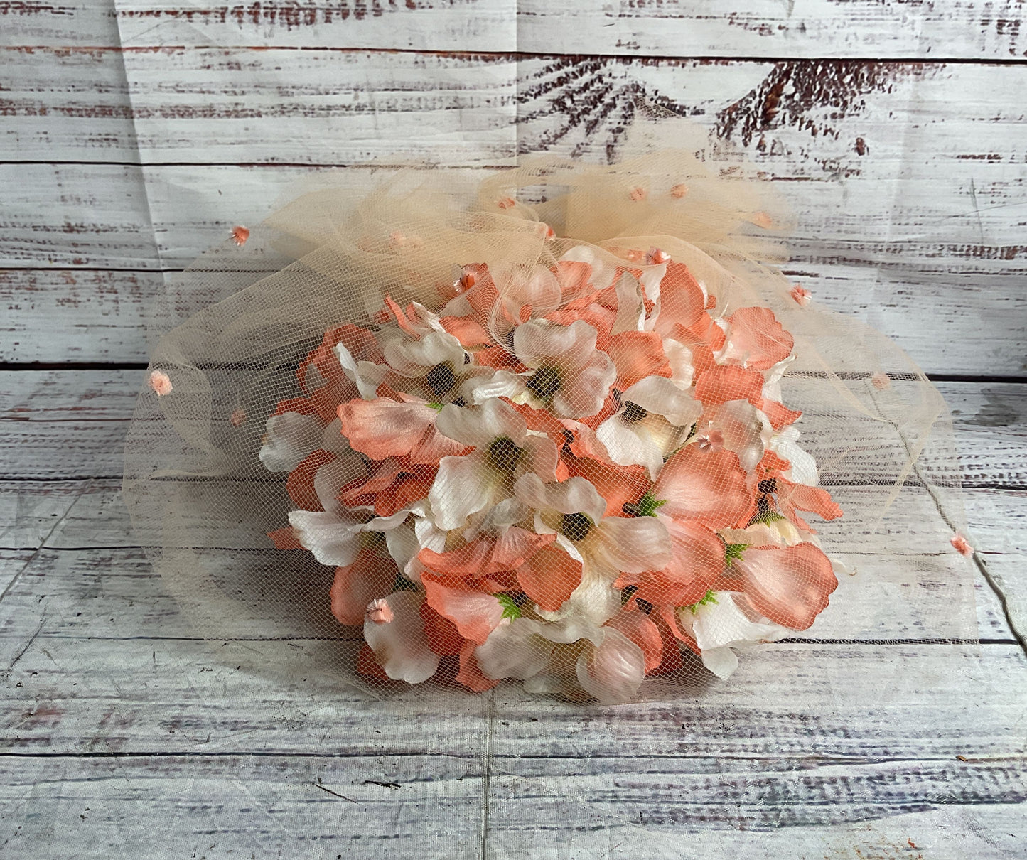 Plaza Suite Vintage Floral Veil Hat Peach OS