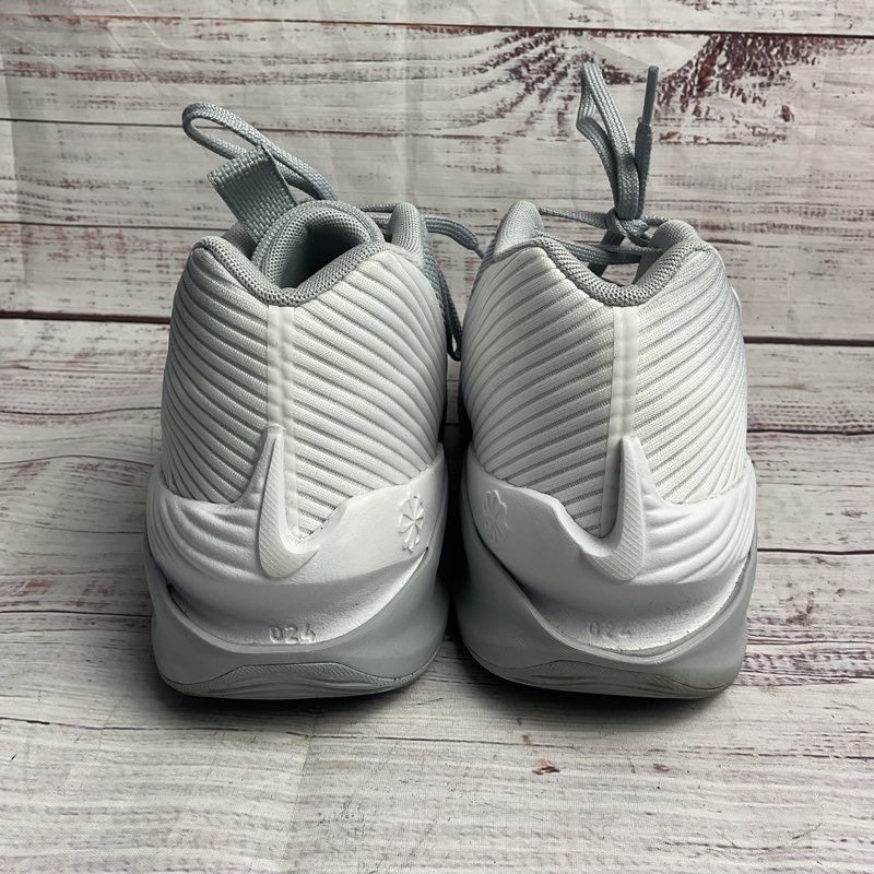 Nike GT Jump Academy Grey Basketball Sneaker Men's Size 8.5 US