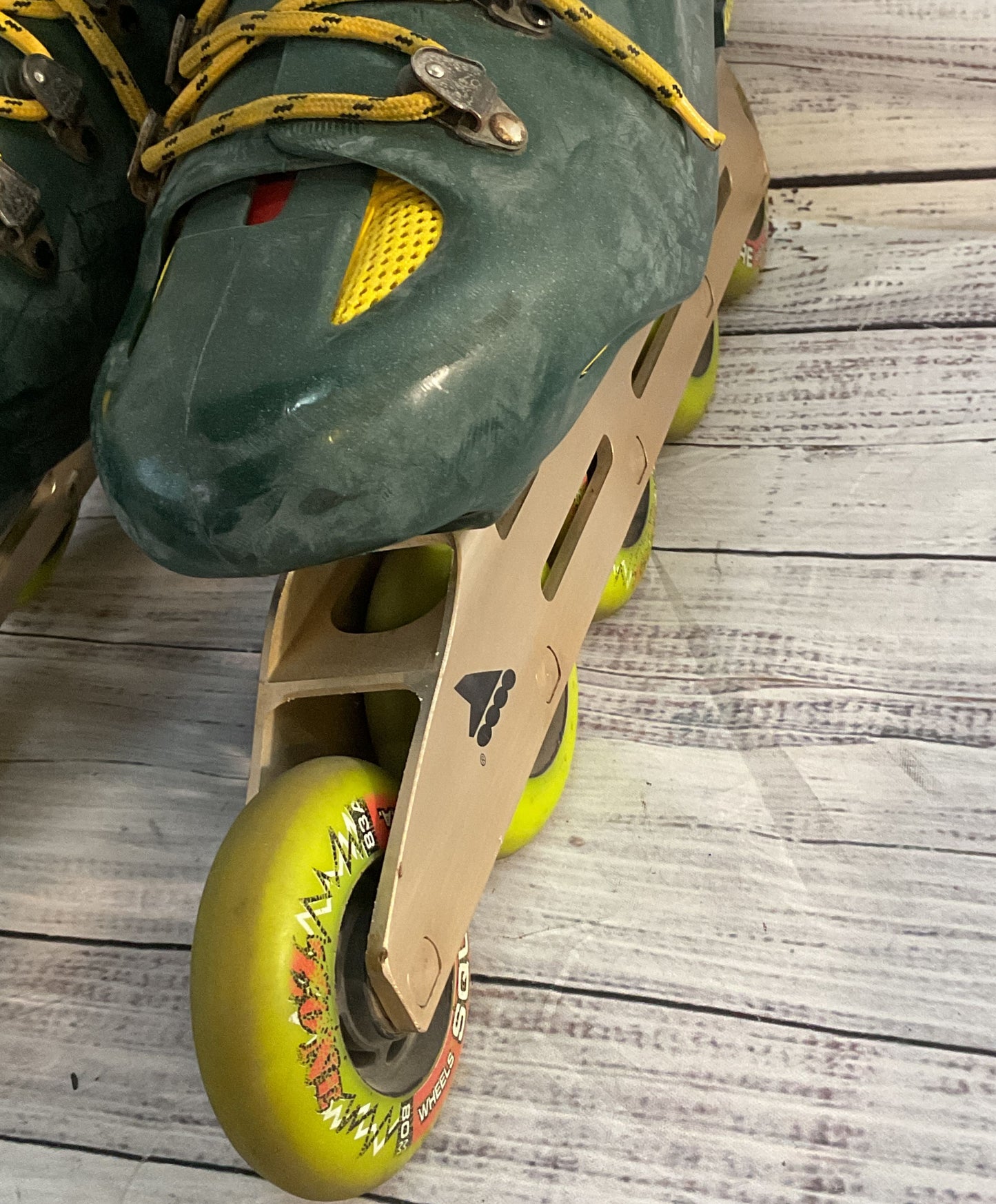 Fusion 10K Plastic Rollerblades Metallic Green