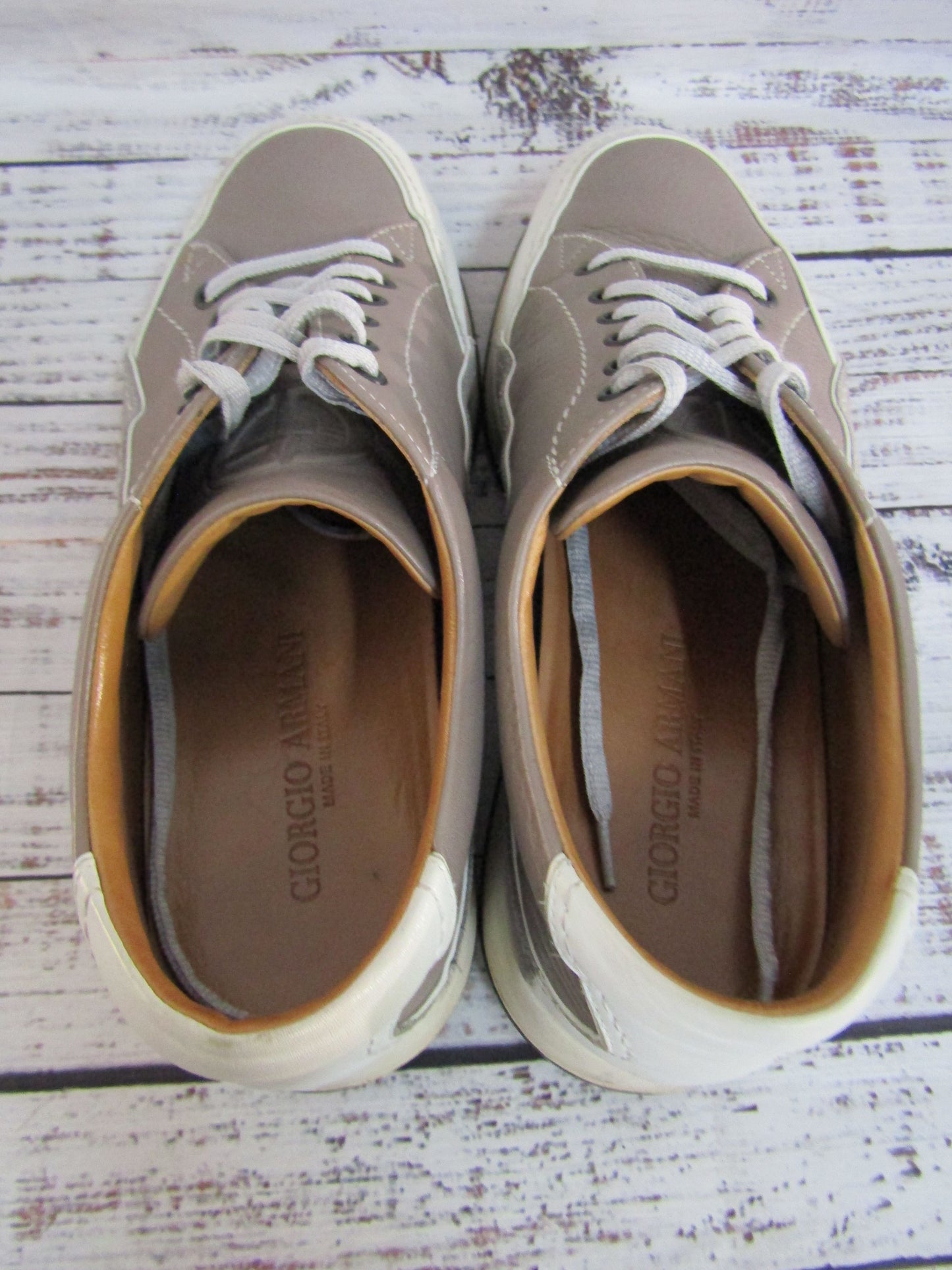 Giorgio Armani Men's Gray Low Top Leather Sneaker Size 8 Made in Italy