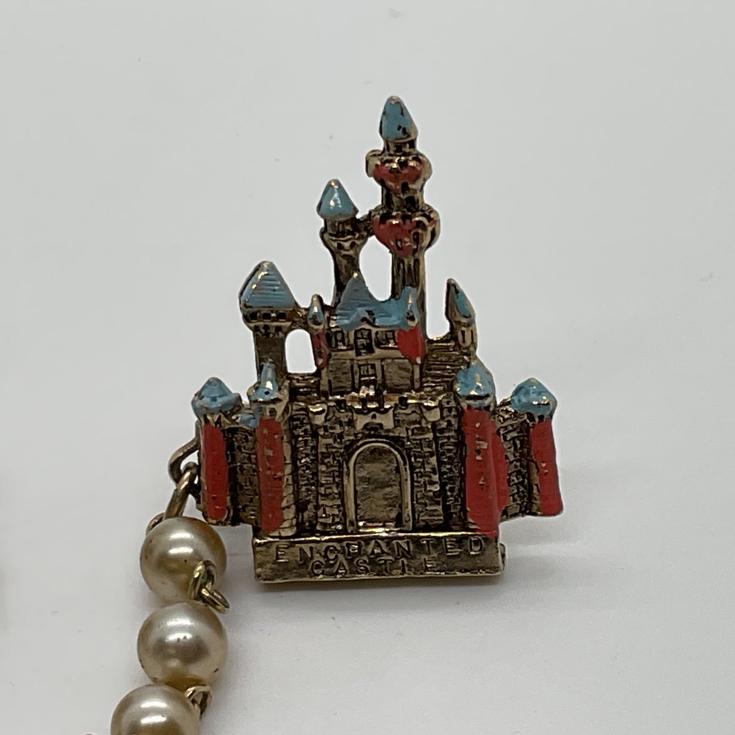 VTG. DISNEY Gold Tone Castle Sweater Clips