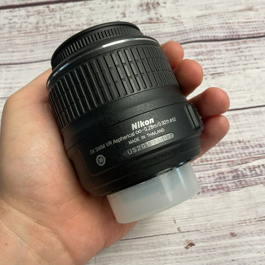 Nikon AF-S DX Nikkor Black VR Aspherical Wide Angle Camera Lens
