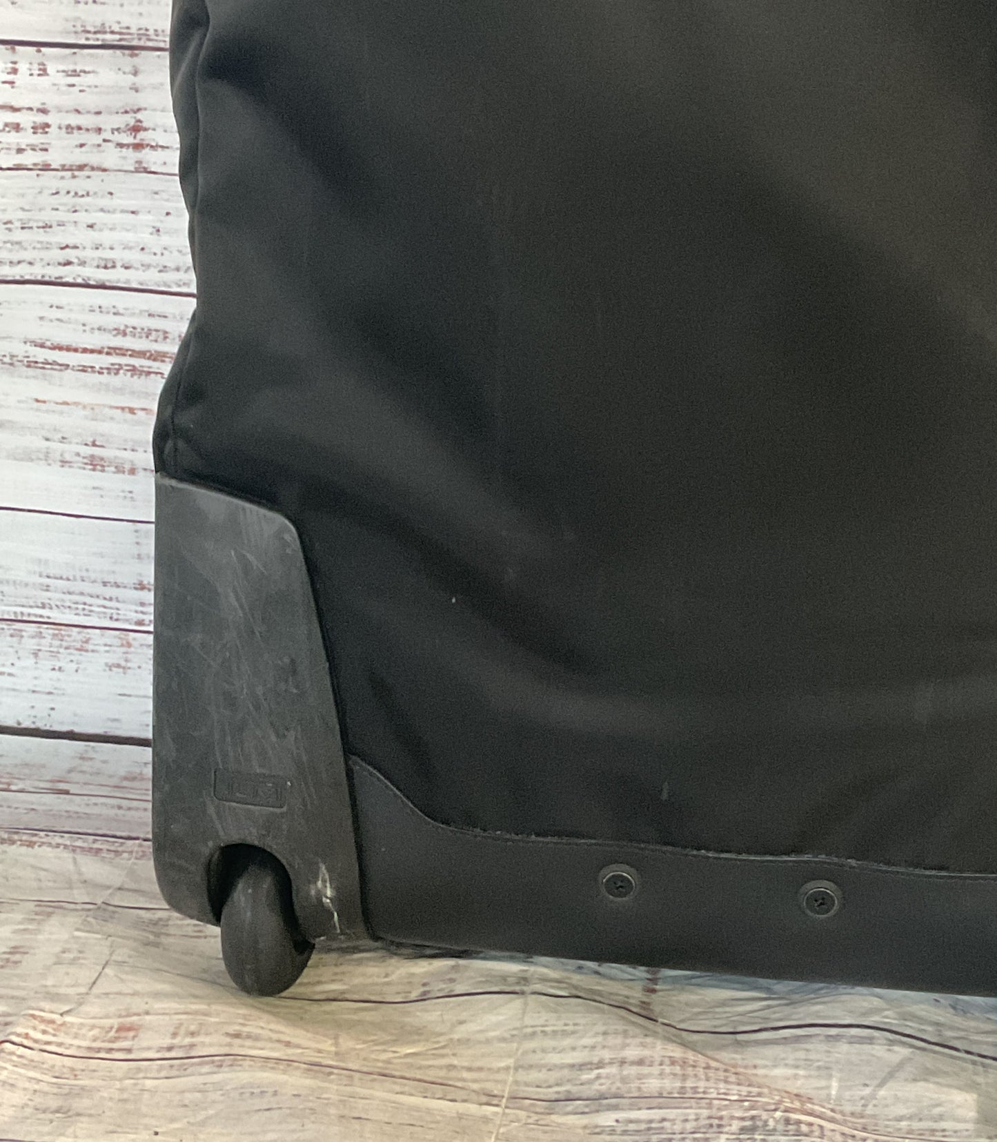 Tumi Luggage Voyageur Super Leger International Carry-On Bag Black