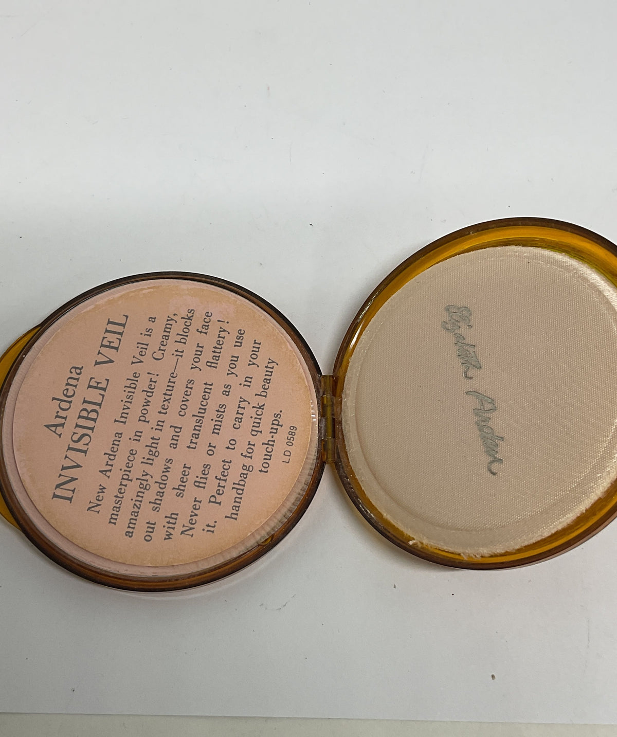 Vintage Elizabeth Arden Invisible Veil Pressed Power