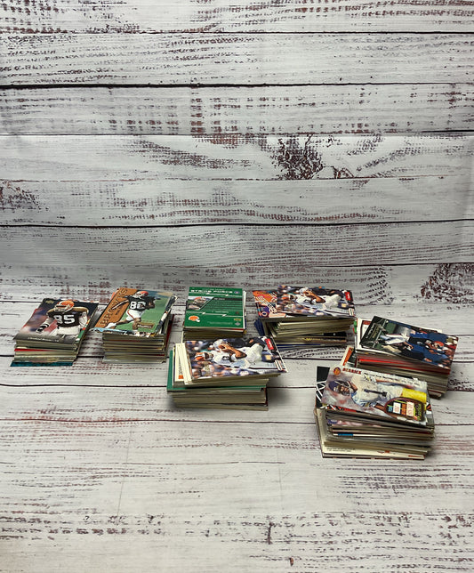 Vintage 1990s Football NFL Sports Trading Cards ~600