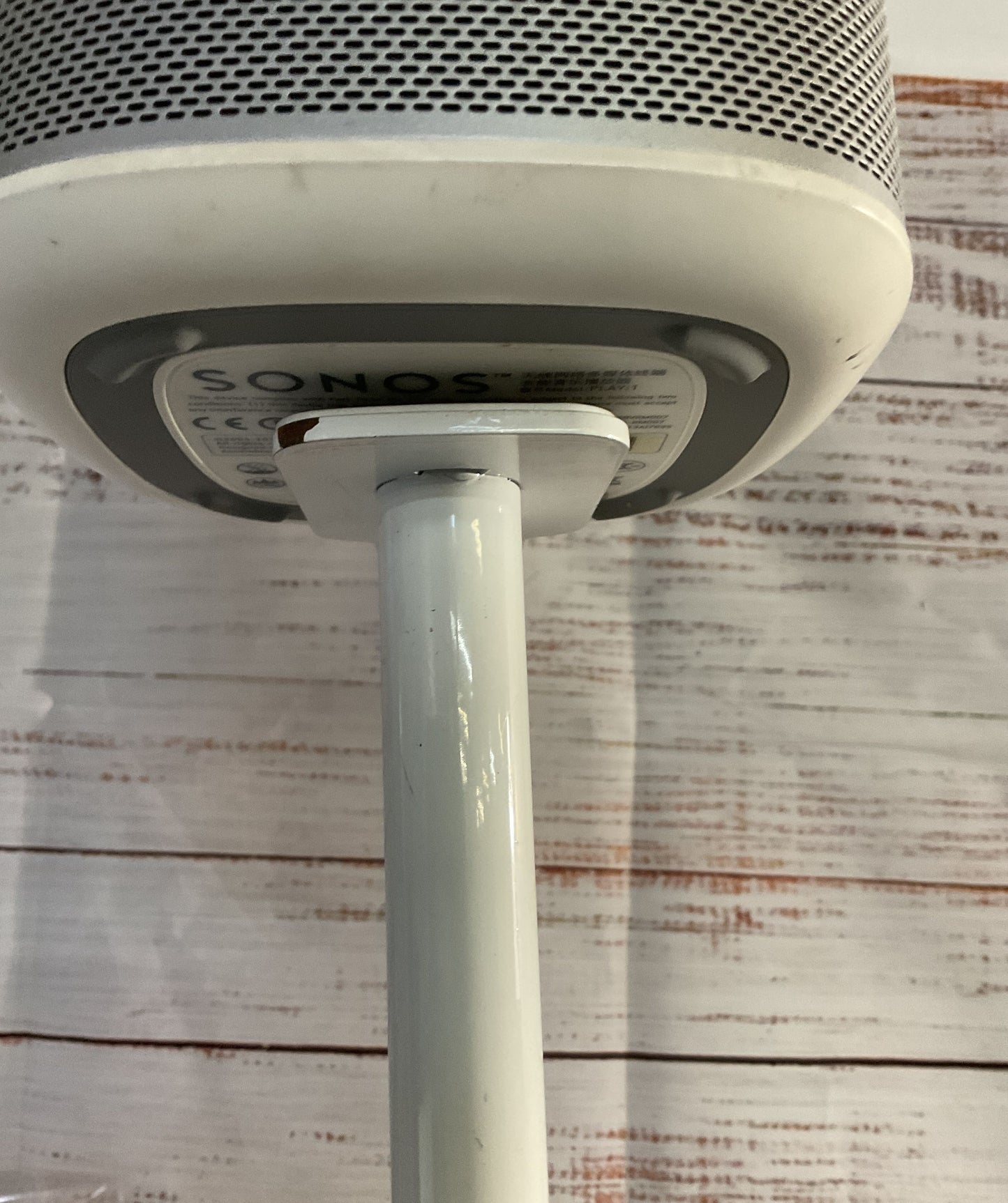 Sonos Play 1 Speakers With Flexson Floor Stands White