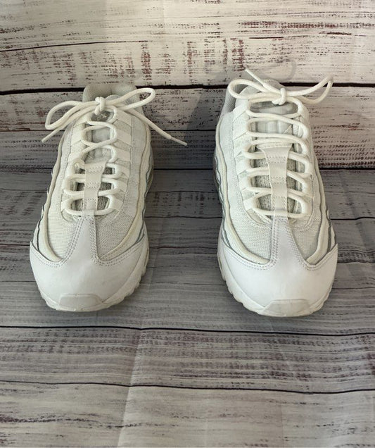 Women's Nike Air Max 95 White & Gray Sneakers Size 7.5