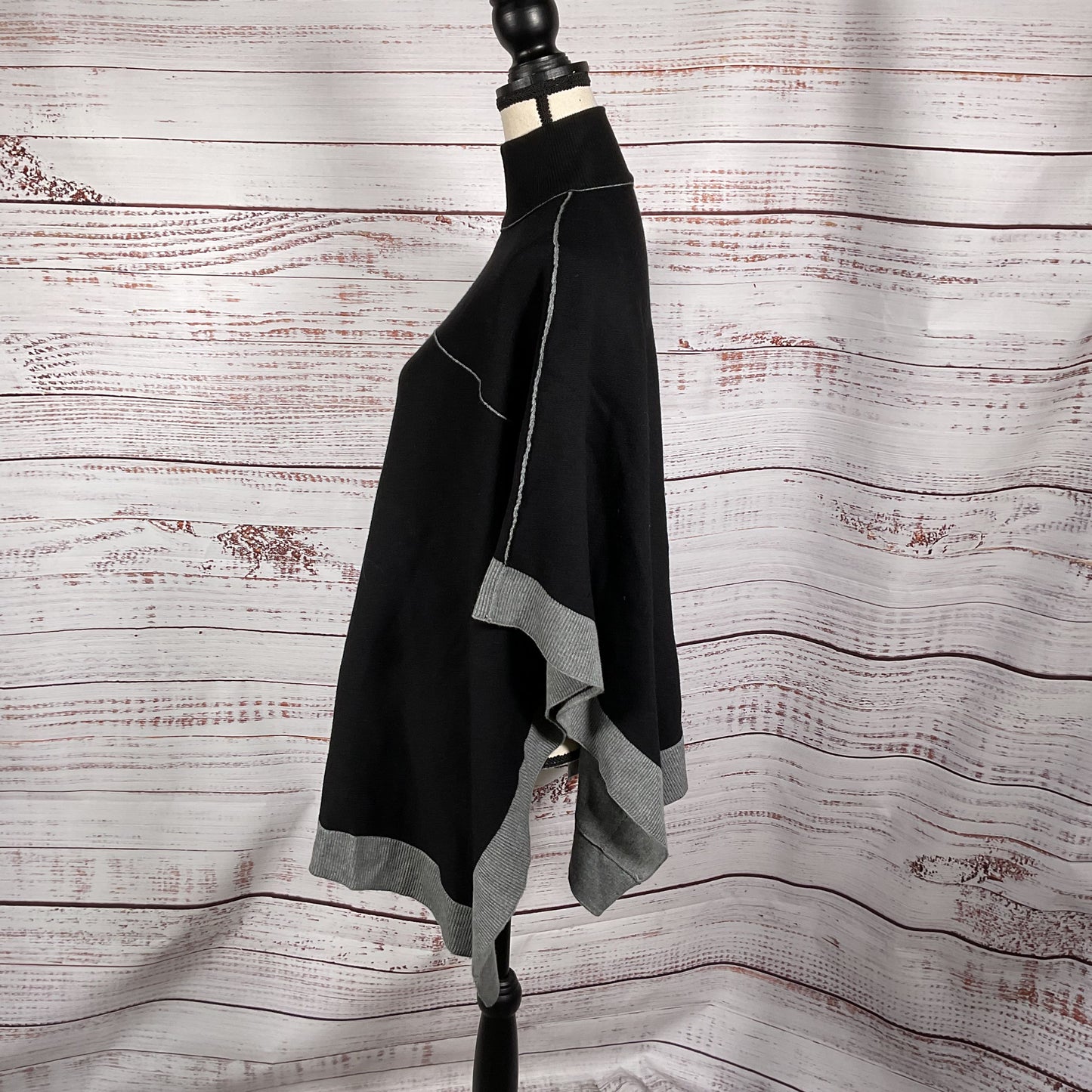 Splendid Black Grey Nylon Viscose Sweater Poncho - Size X-Small