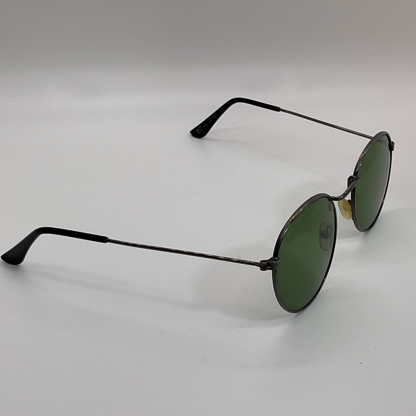 VTG. RAYNOLD BANDIDOS Green Lens Gunmetal Frame Sunglasses (MINOR SCUFF MARKS)