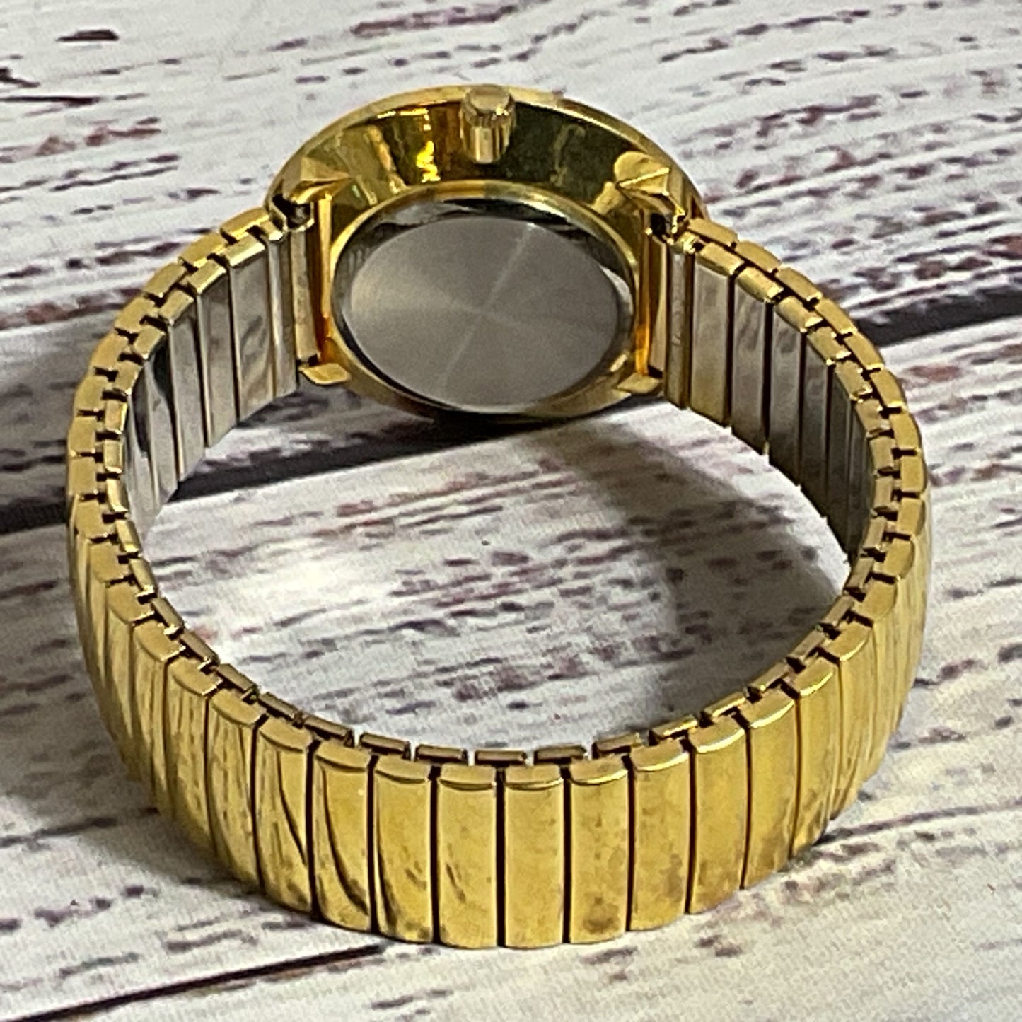 ST. MARIN Women's Gold Tone MOP Quartz Watch with Expandable Band