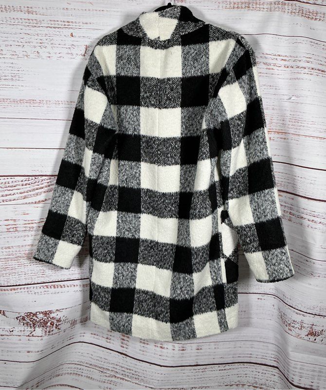 Women's NWT Sanctuary Black and White Plaid Coat Size M Retail $180