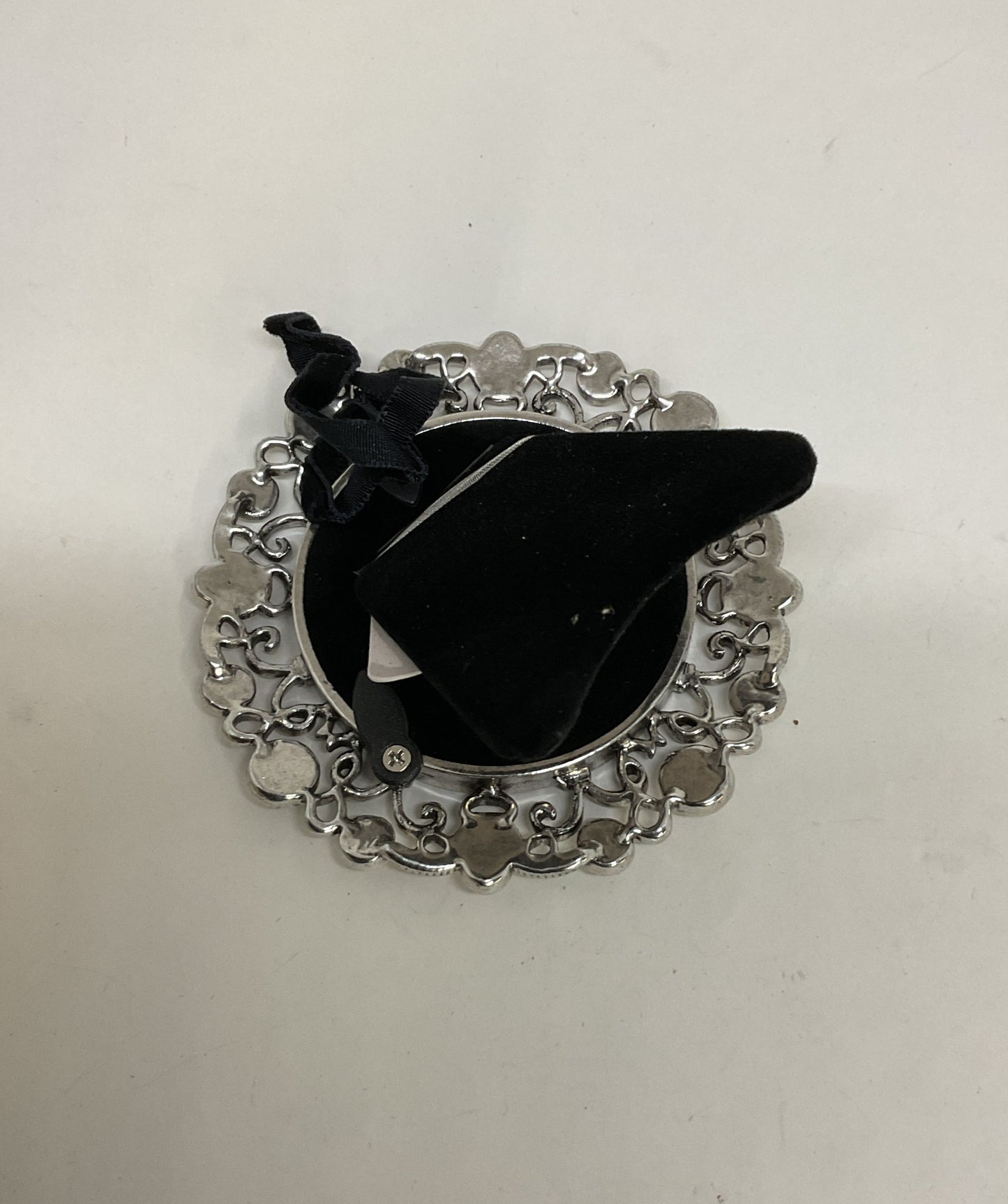Swarovski Ornament Picture Frame 2x2"