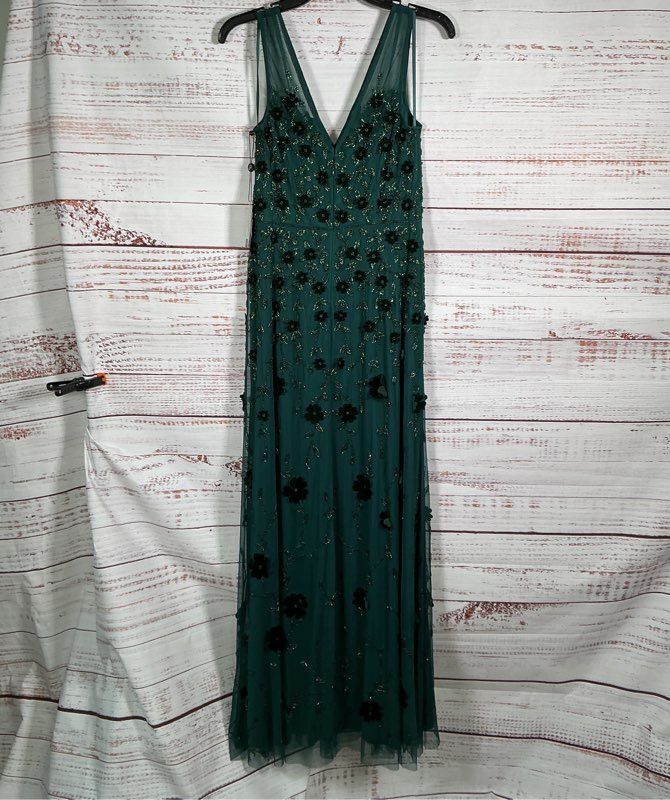 NWT Women's Adrianna Papell Green Mesh Beaded Dress Size 2 Retail $369