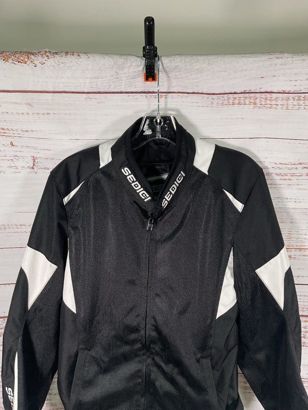 Sedici #16 Motorcycle Jacket Men's Medium Black Full Zip Padded Slots -Unpadded
