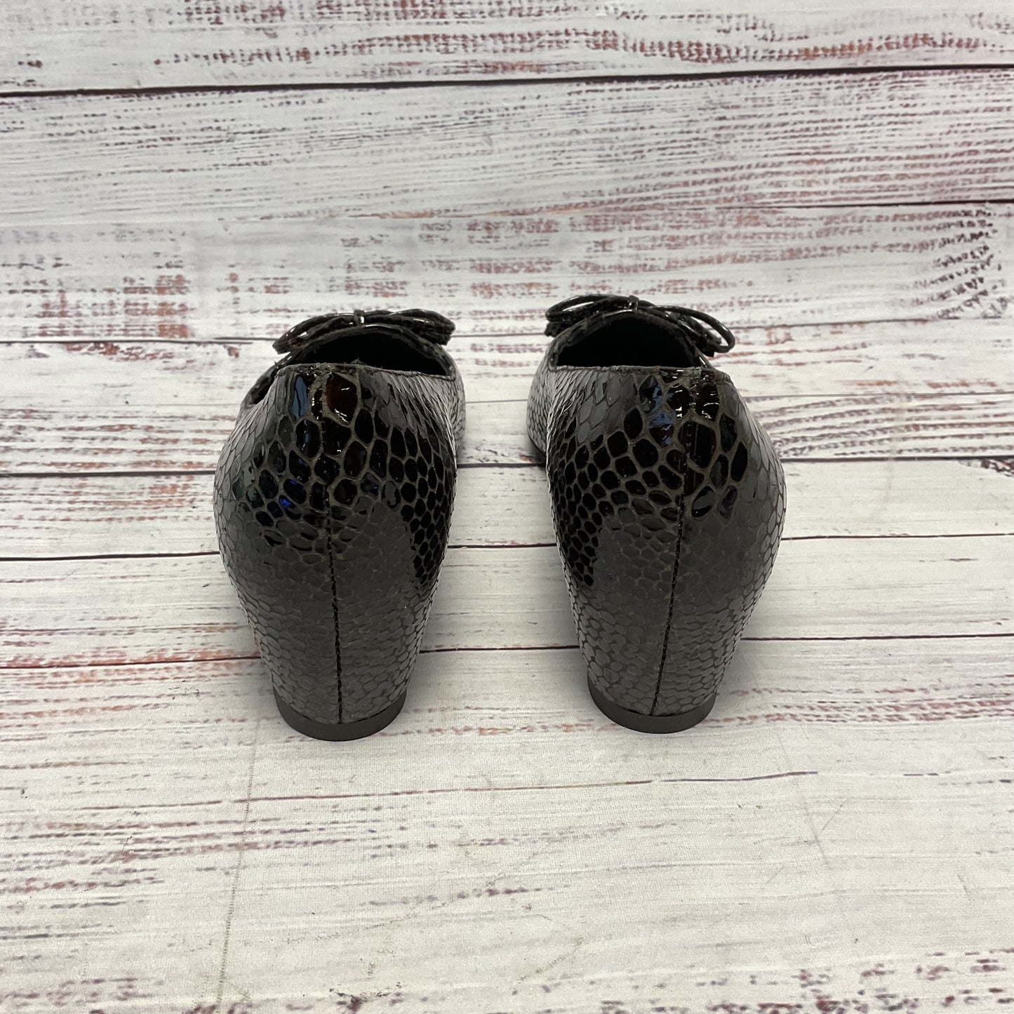 Stuart Weitzman Brown Patent Leather Embossed Snake Style Bow Wedge Heel Women 5