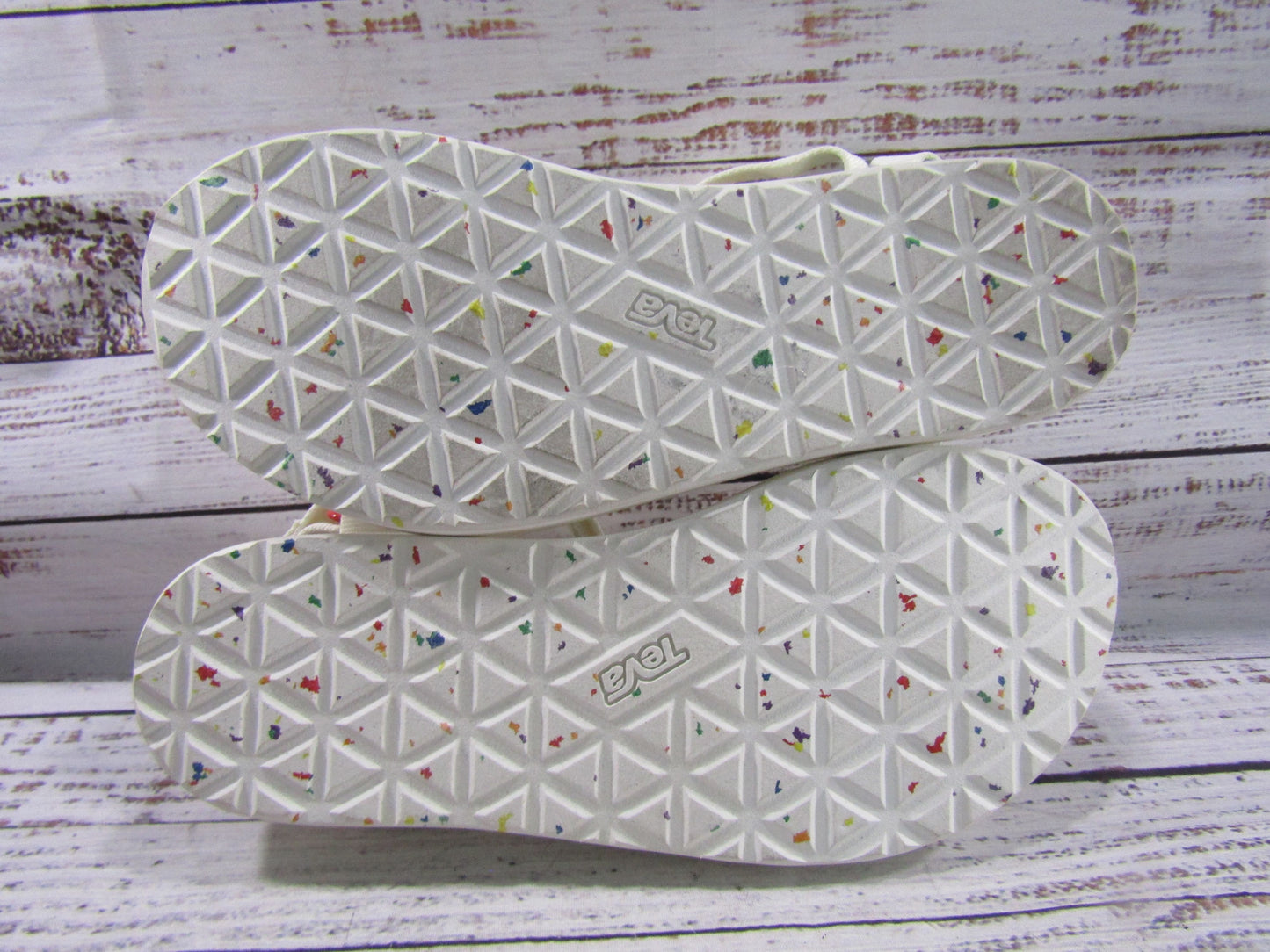 Teva Universal Pride Women's White Rainbow Accent Fisherman Sandals Size 9