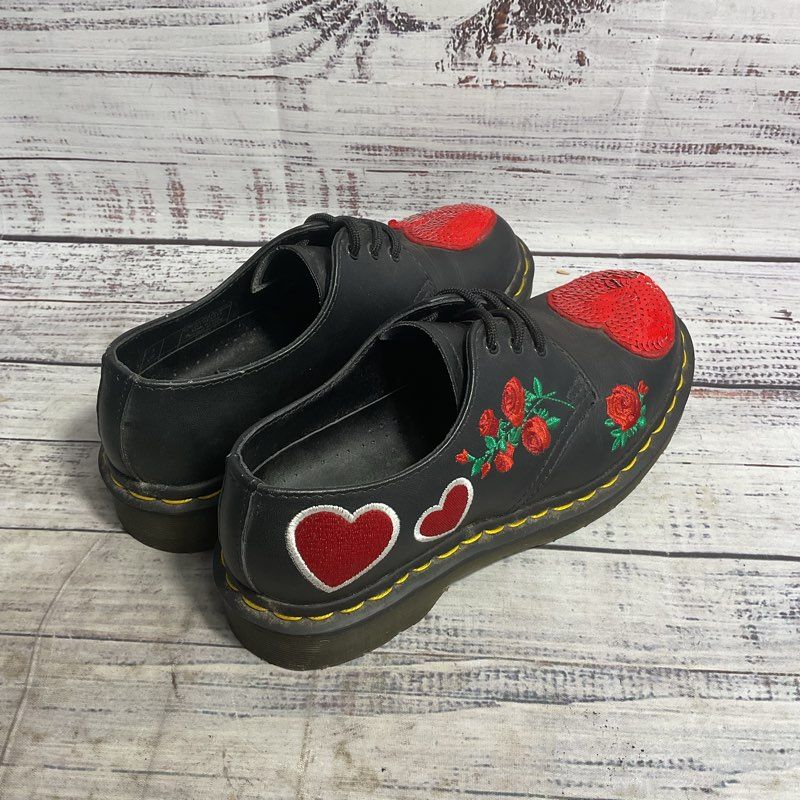 Dr. Martens 1461 Embroidered Sequin Hearts Black Leather Derby Shoe Women's 5 US