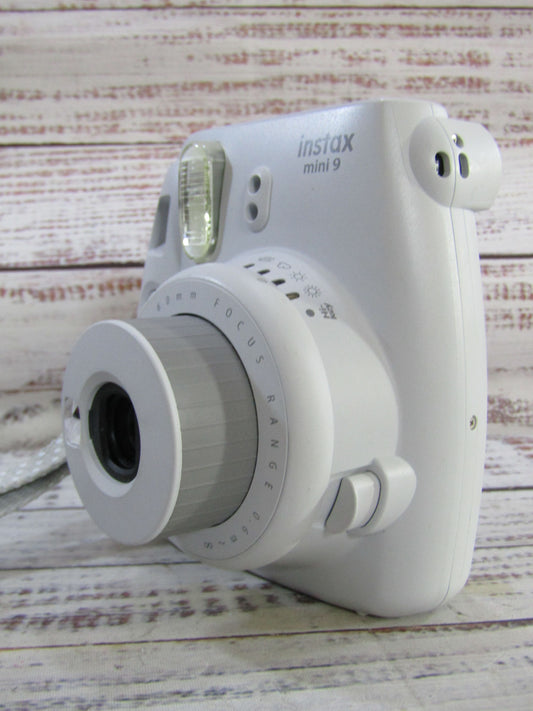 FujiFilm Instax Mini 9