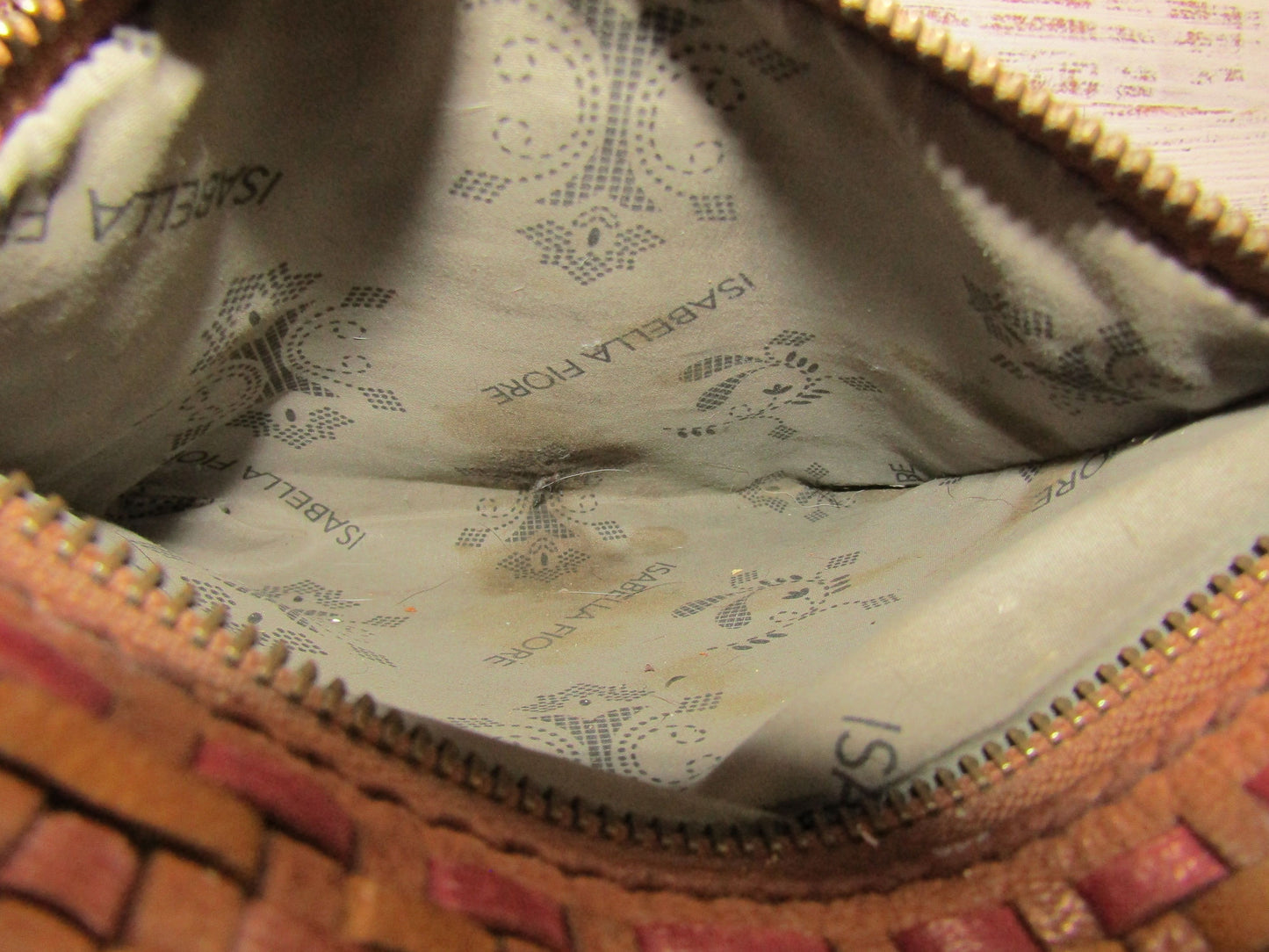 Isabella Fiore Women's Distressed Brown Leather Crossbody Shoulder Bag