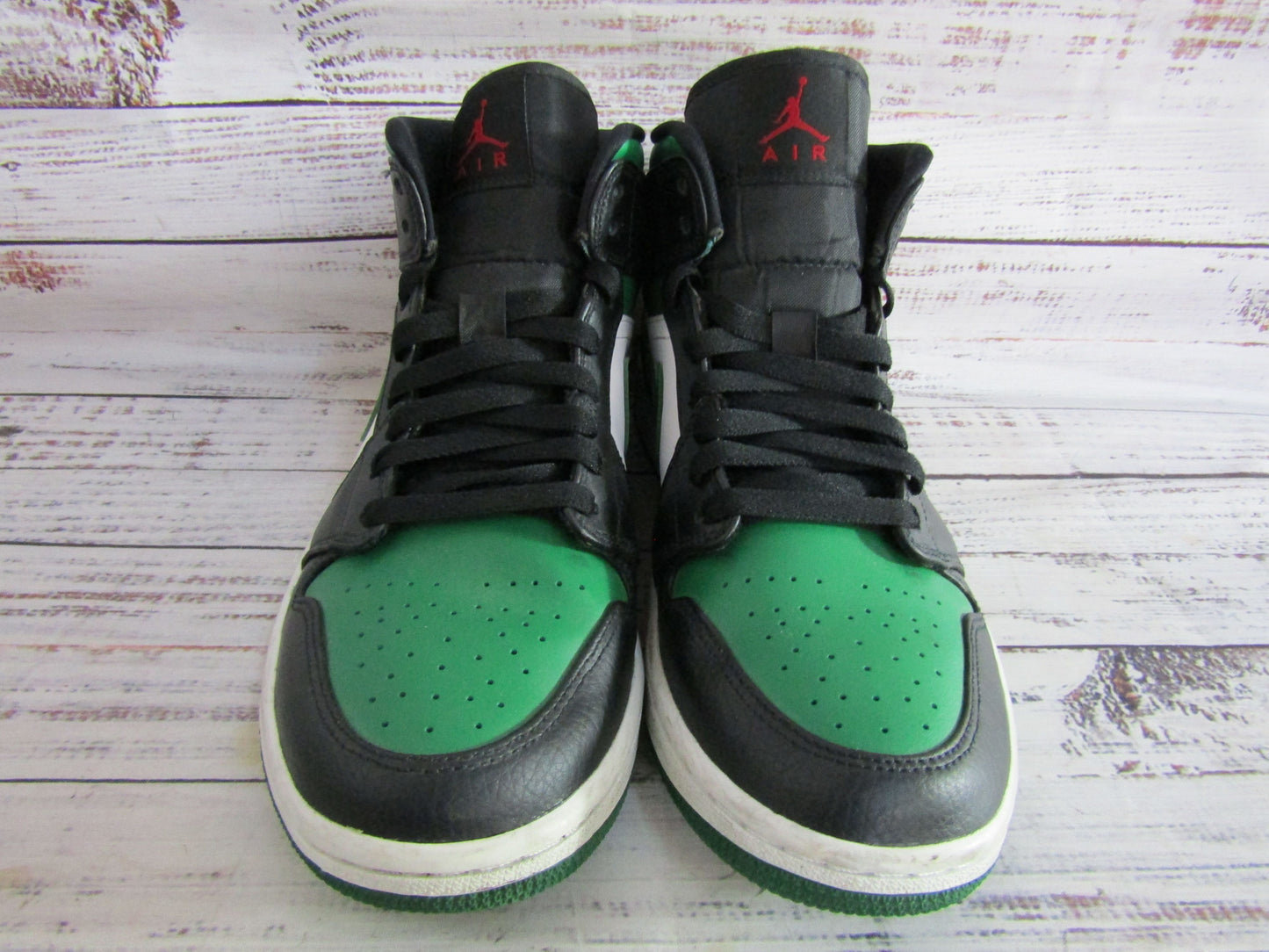 Nike Air Jordan 1 Pine Green Mid-Top Sneakers Size 9.5 554724-067