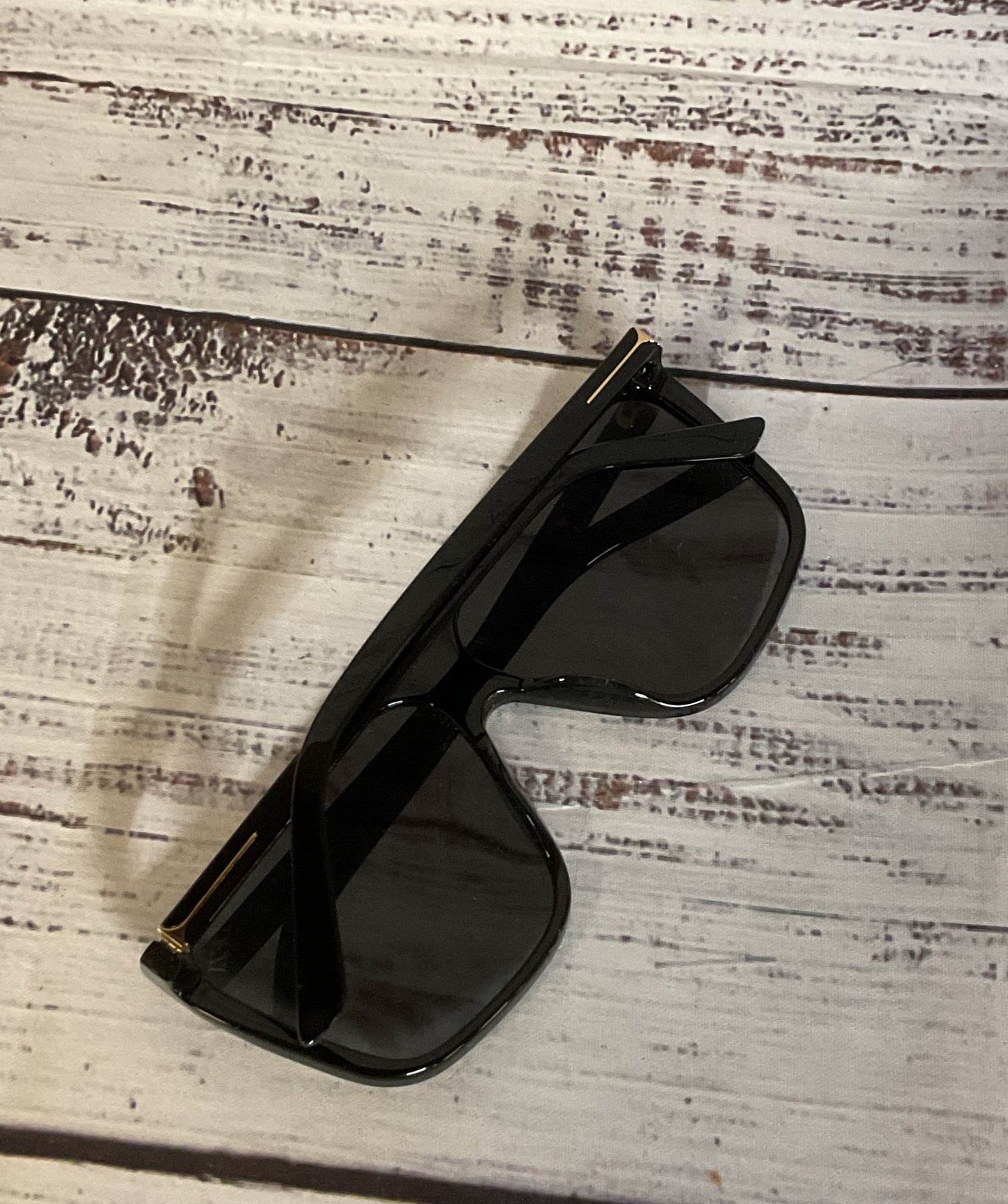 DEZI Type B 63 11 Black Sunglasses