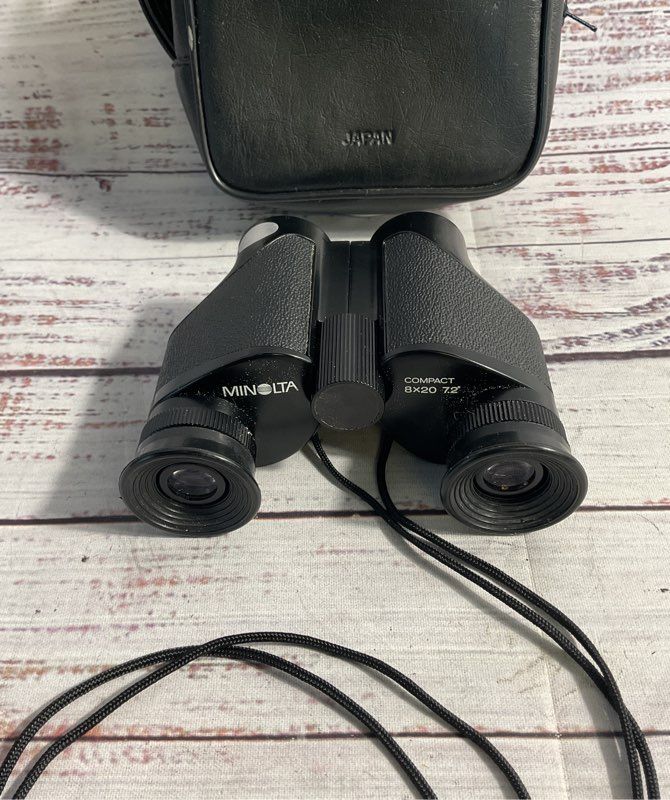 Vintage Minolta Compact 8x20/7.2° Pocket Binoculars Made In Japan