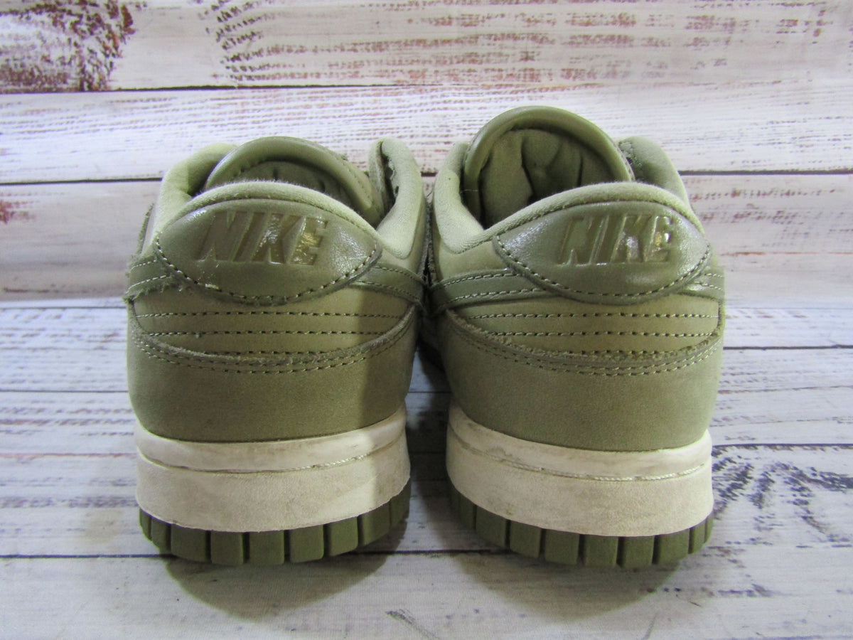 Nike Dunk Low PRM Women's Neutral Olive Low Top Sneakers Size 6.5 DV7415-200